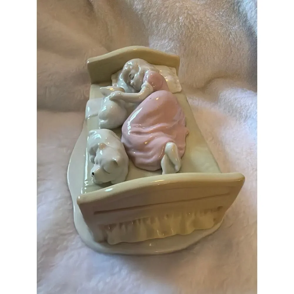 Simson Home Buddies Sleepy Time Girl Dog Bed Porcelain Figurine Night Light VTG
